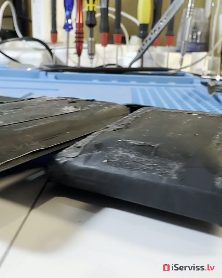 Kāpēc akumulators uzpū&scaron;as un kāpēc tas ir bīstami